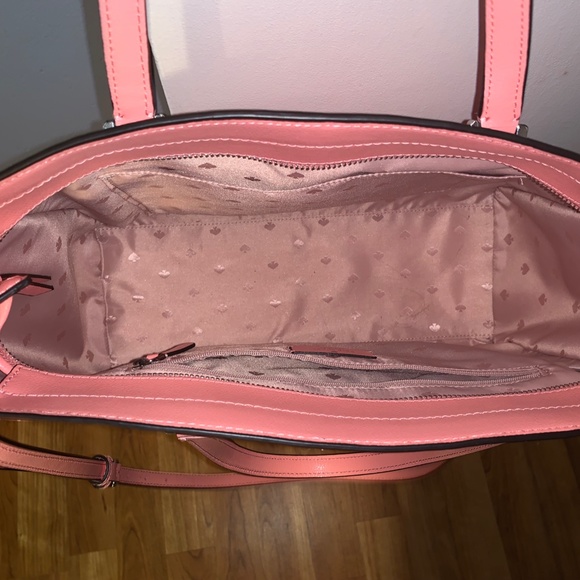 Kate Spade Purse - Picture 3 of 4